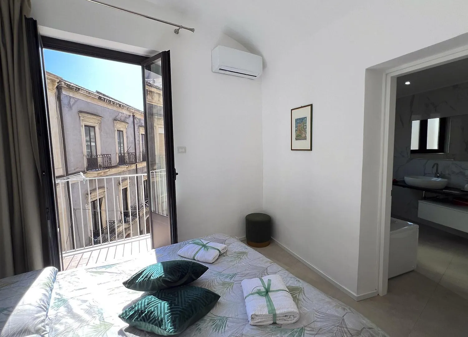Martiry Suite Apartment Catania Italy